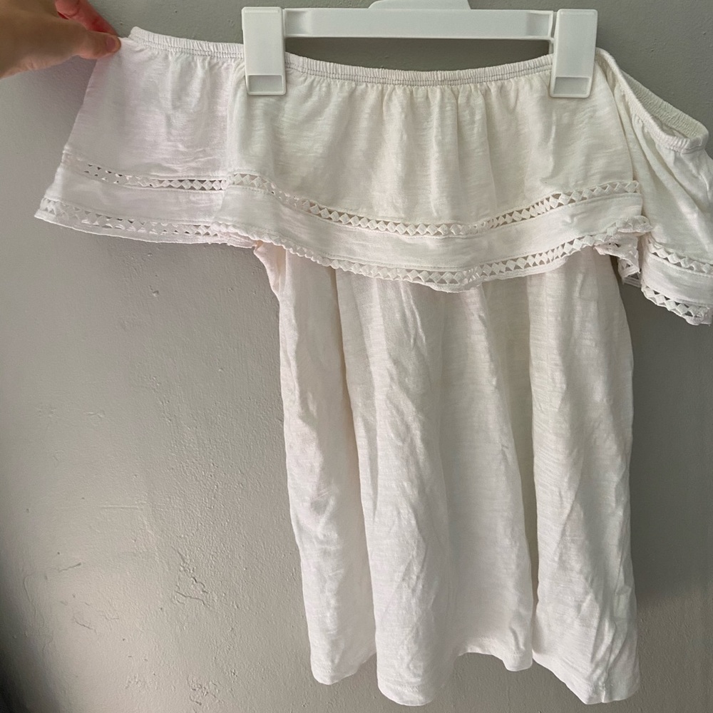 Off The Shoulder Ruffle Top - Picture 2 of 2